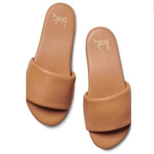 Women’s Tan Slide Sandals - Comfortable Everyday Slip-Ons